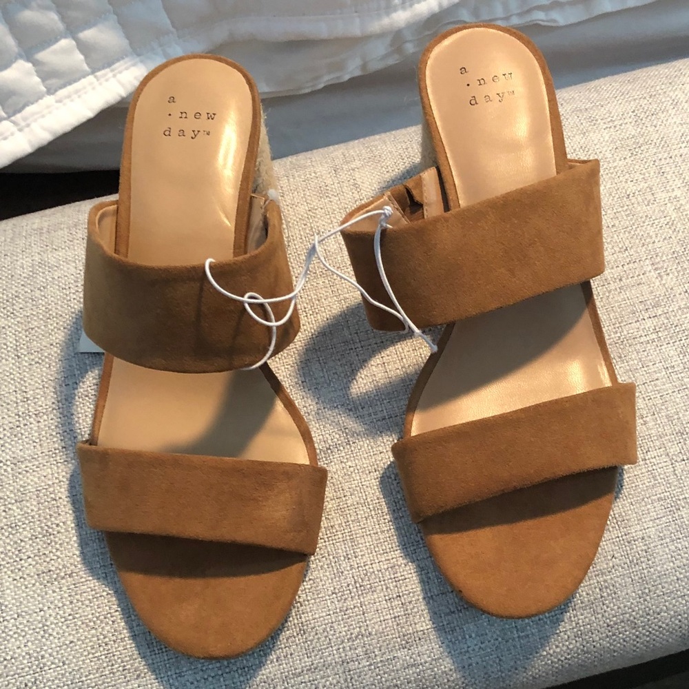A New Day Target beige sandals size 8